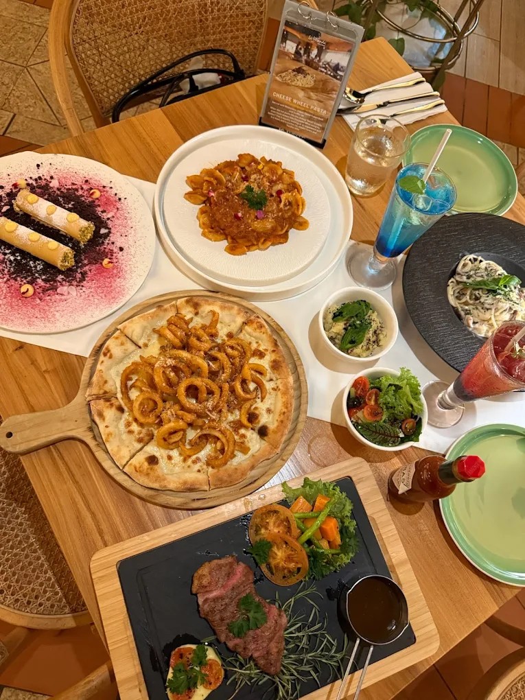 visuals of La veranda cafe in Sabah